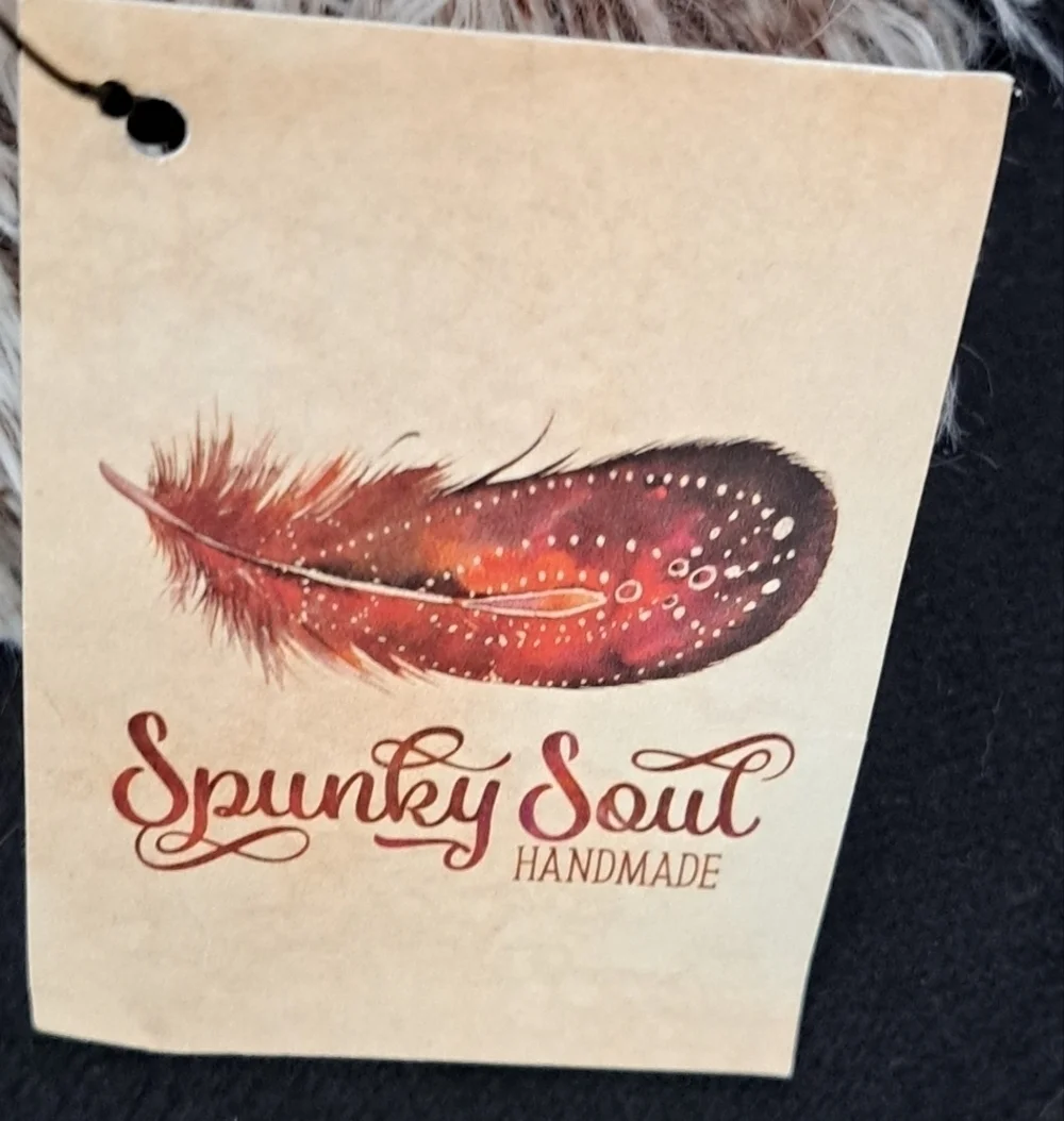 NWT Spunky Soul Grey & White Infinity Scarf